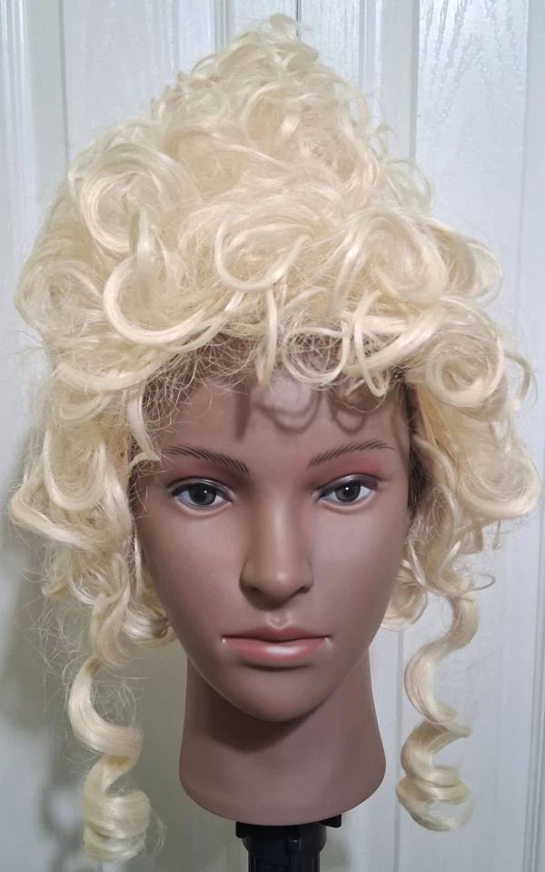 Fantasia de peruca colmeia loira encaracolada rainha Bridgerton renascentista Maria Antonieta - Imagem 2 de 4
