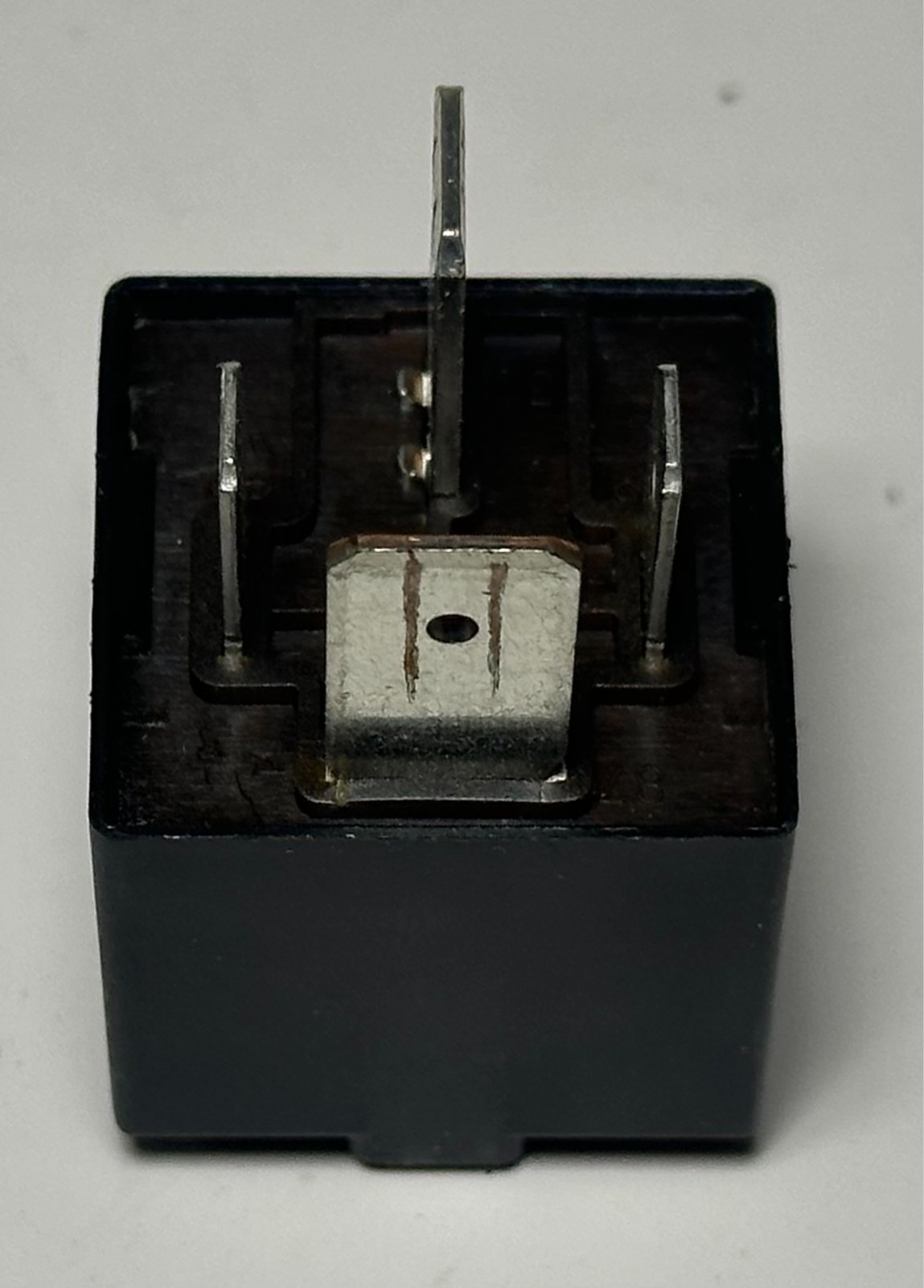 2005 - 2019 FERRARI MASERATI RELAY PUMP POMPA 000233100 OEM
