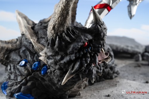 PureArts Ultraman VS Black King 1/4th Special Version Limited Painted Statue New - Picture 15 of 24