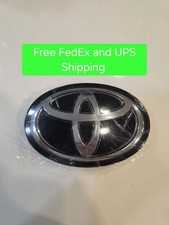 2016-2018 Toyota Corolla Front Grille Emblem Logo Radar Oem 53141-42020