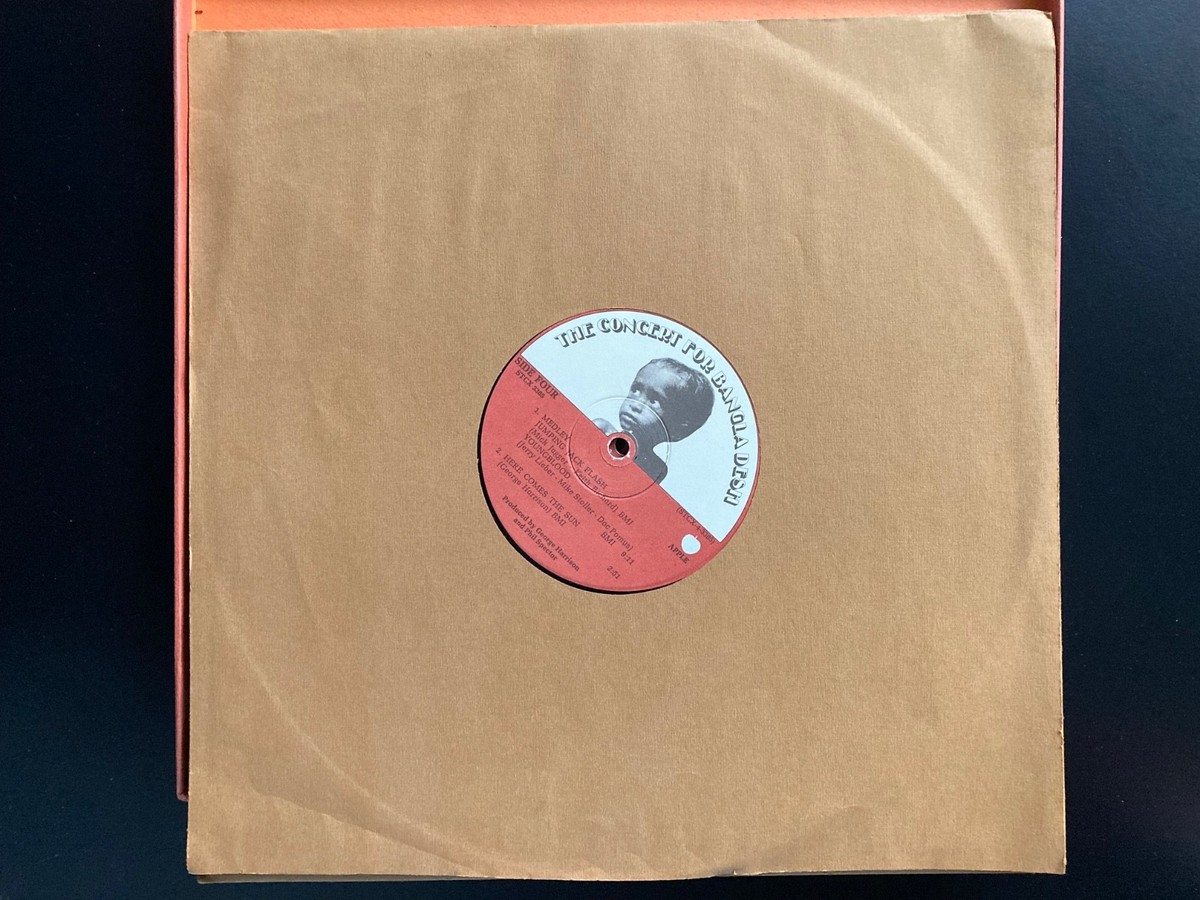 ジョージ・ハリスン/バングラデシュ・コンサート 3枚組レコードボックスセット Amazon.co.jp: バングラデシュ・コンサート - ジョージ・ハリスン