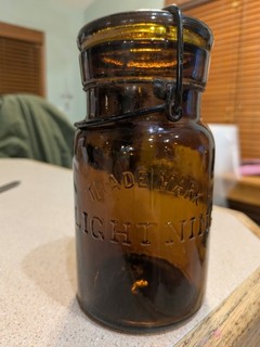 Mint Chocolate Amber Trademark Lightning Jar Pint Size