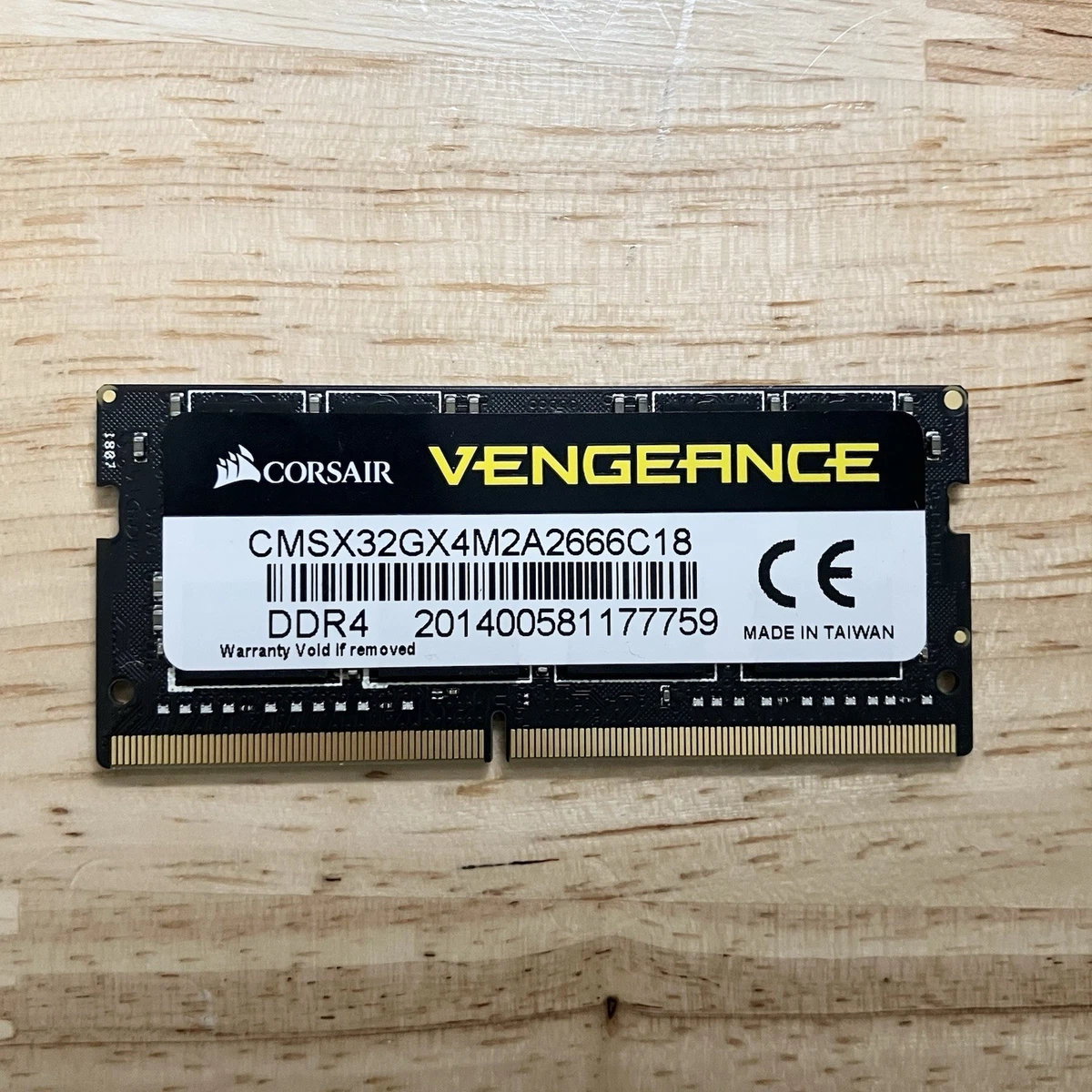 Corsair PC4-21300 (DDR4-2666) Bus Speed Computer RAM 16 GB Total