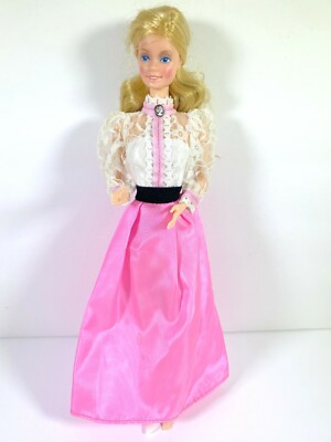 ヴィンテージBarbie LOT #2s DRESSED BARBIE DOLL 1982 VINTAGE ANGEL FACE 5640 | eBay