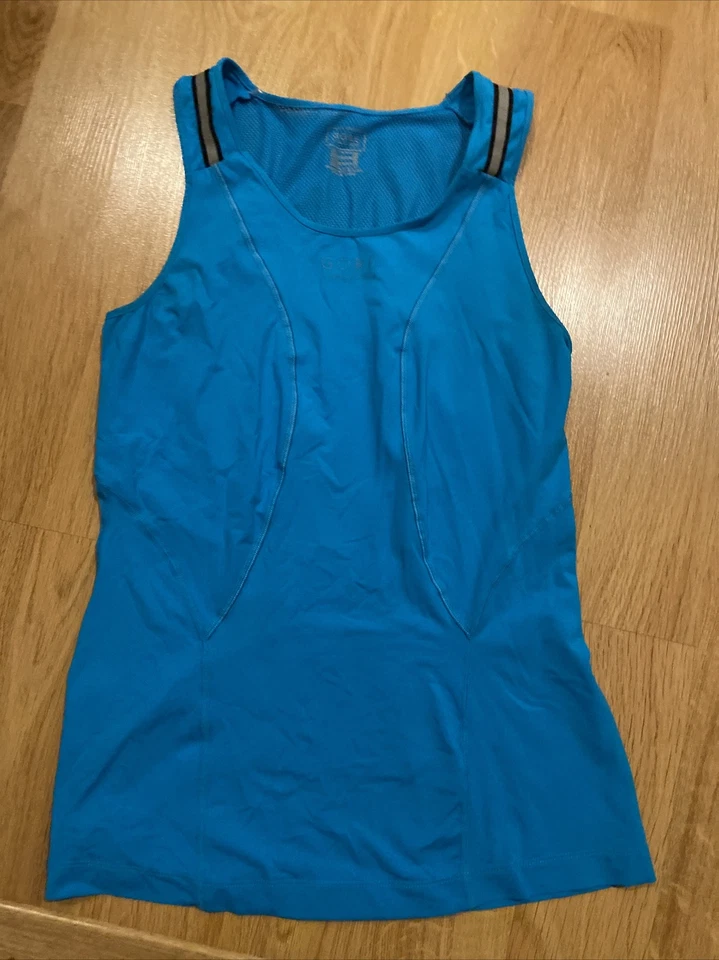 camiseta sin mangas gore running wear Foto 2 de 4