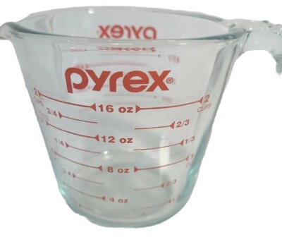 Pyrex Prepware 2-Cup Glass Measuring Cup 2 Cup Standard Nice Clean 