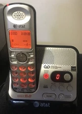 AT&T Cordless Phone Answering Machine System with 2 Handsets Model EL52300 ☎️
