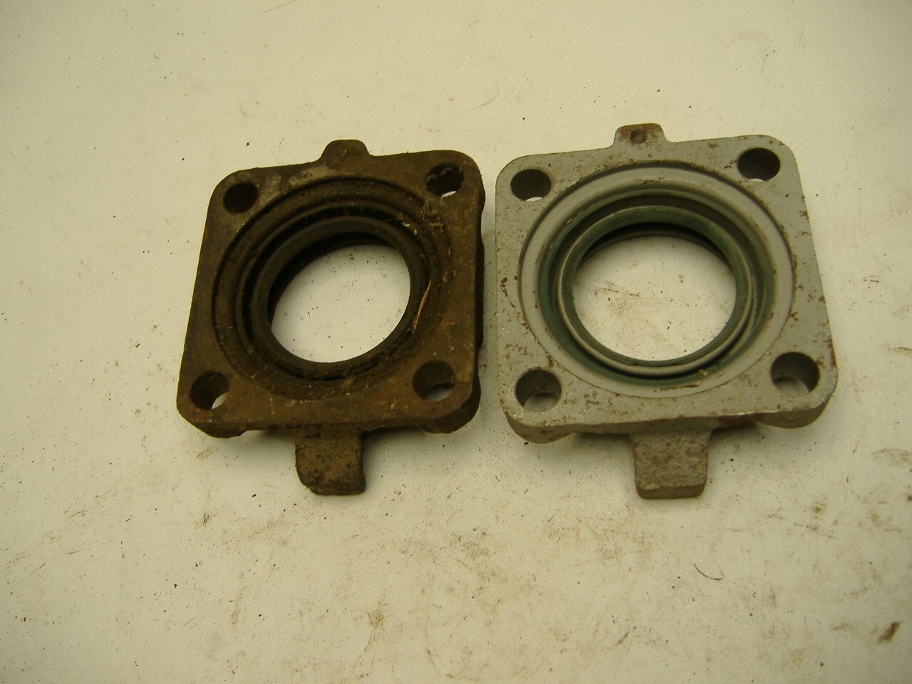 VW Bug Ghia rear swing axle bearing covers 49 57 yr eBay