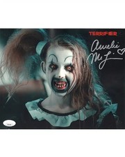 Amelie McLain signed 8x10 Photo Little Pale Girl - Terrifier 2