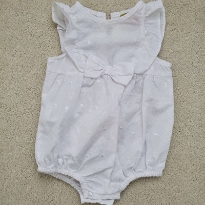 Penelope Mack Ltd Baby Girls White Flutter Sleeve Bow Romper sz6/9m