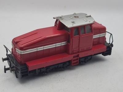 Märklin AC Spur H0 Diesellok DHG 500 rot gebrauchter Zustand mit Spielspuren 
