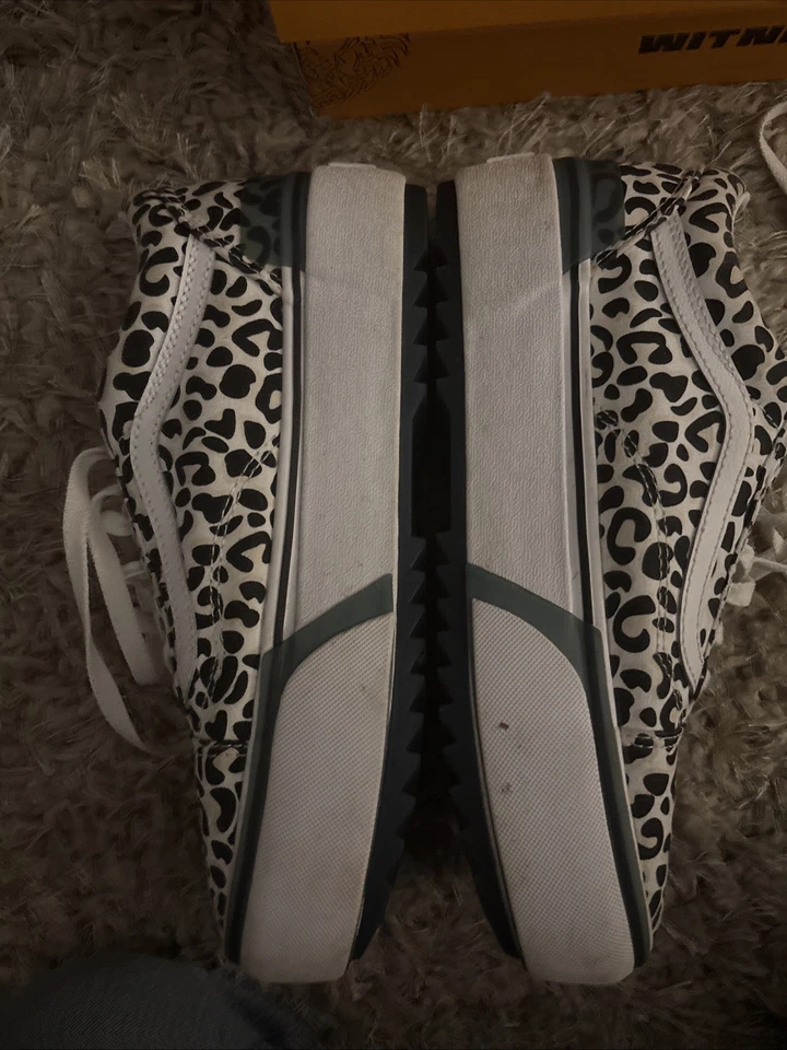 Furgonetas para mujer con estampado de leopardo 9,5 Foto 3 de 4