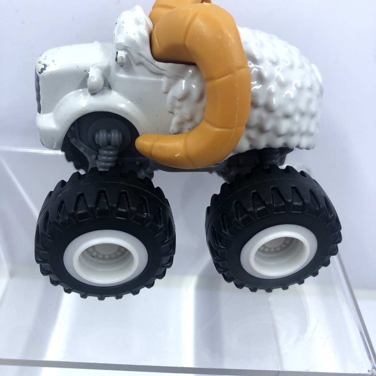 Blaze And The Monster Machines Big Horn Sheep Truck Die Cast