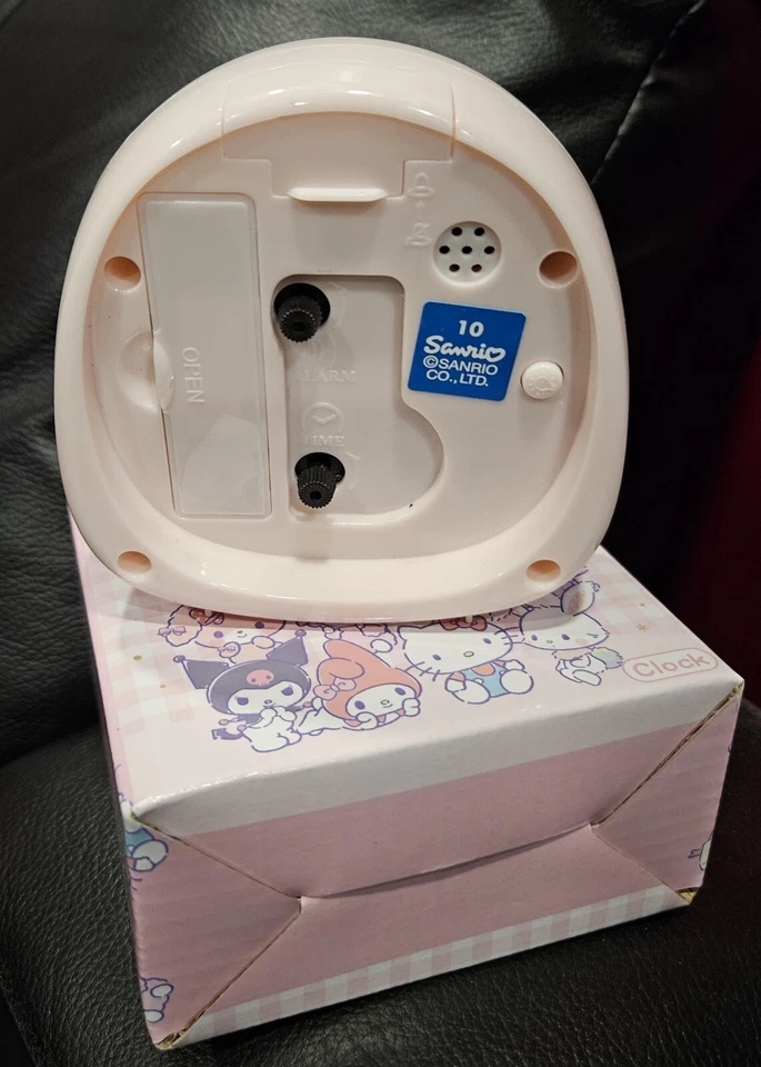 Tsujiseru Sanrio Hello Kirtty & Friends Analog Alarm Clock Pink Kuromi Melody - Image 2 of 4