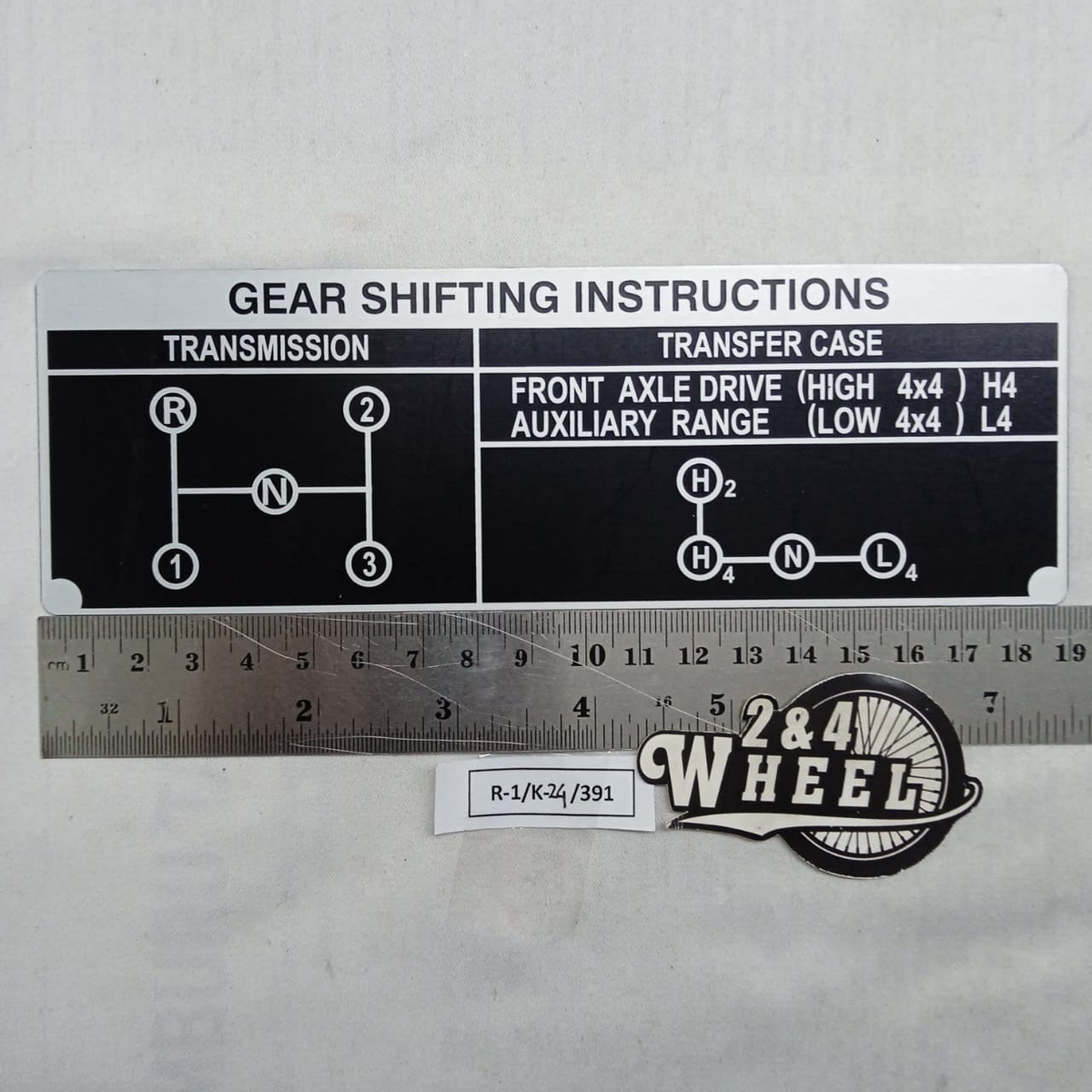 Toyota Lad Cruiser FJ40 BJ40 3 Speed Gear Shift Instruction Emblem