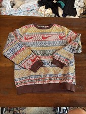Nike Sportswear Club Holiday Festive Crew Youth Large Sweatshirt Brown Trim