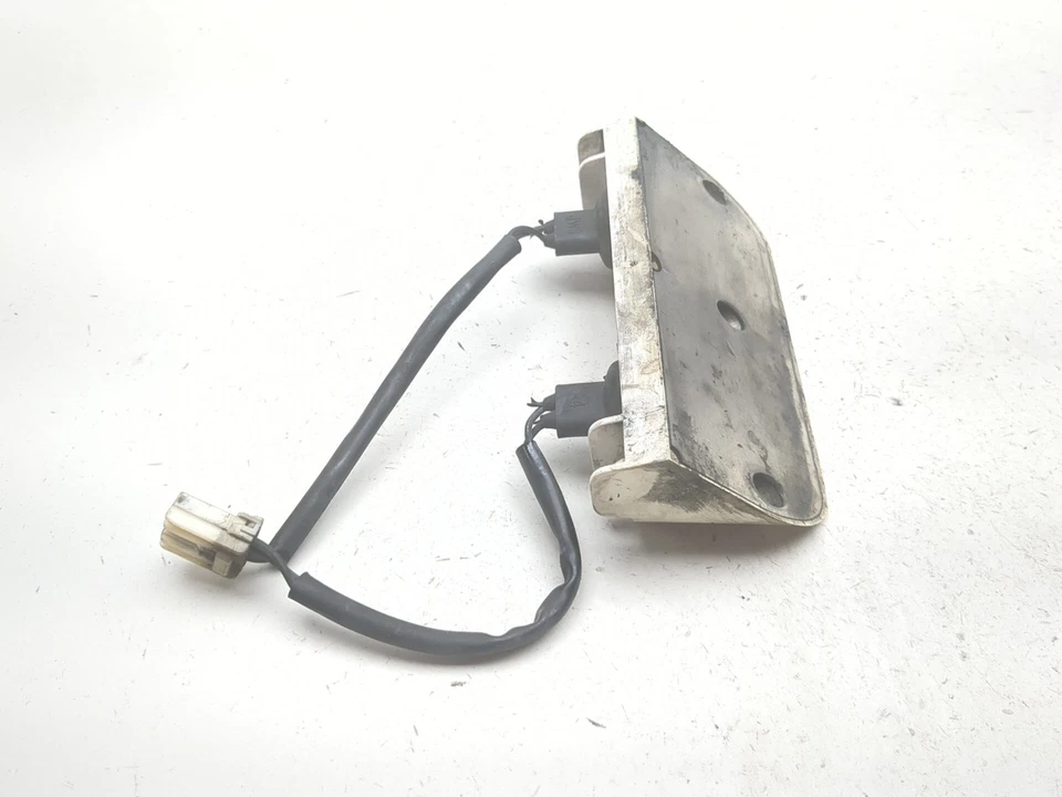 Задний фонарь для номерного знака 00-07 Harley-Davidson Softail Deuce Fxstd 68889-00 - Изображение 4 из 4