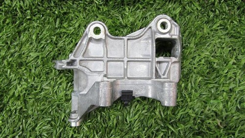 059903143BJ lichtmaschine generator halter AUDI A5 CABRIOLET F57 S LINE 92833