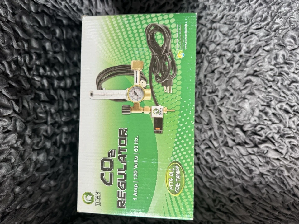 Regulador de CO2 Titan Controls nuevo en caja. Para jardines Foto 3 de 4