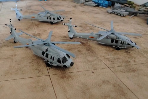 1/700 1/400 1/350 Z-20 Armed Transport Helicopter Finished Model 1 Piece - - Picture 1 of 6