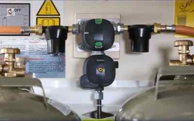 Régulateur De Pression De Gaz Truma MonoControl CS - 30 Mbar - 10/8 Mm - Neuf