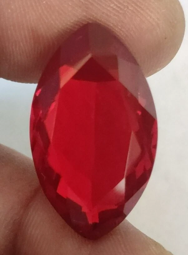 27.40 Ct Mozambique Blood Red Ruby Marquise Cut Loose Gemstone 4 Ring & Pendant - Image 2 of 4