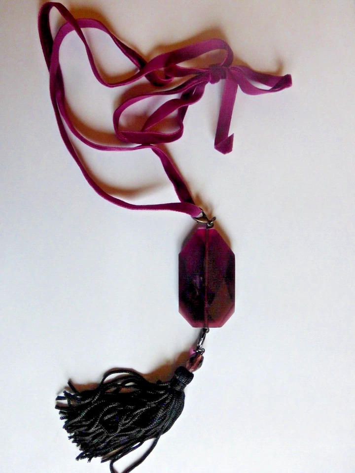 GIORIO ARMANI ANCIEN PENDENTIF FEMME DES ANNEES 90 - Photo 2/3