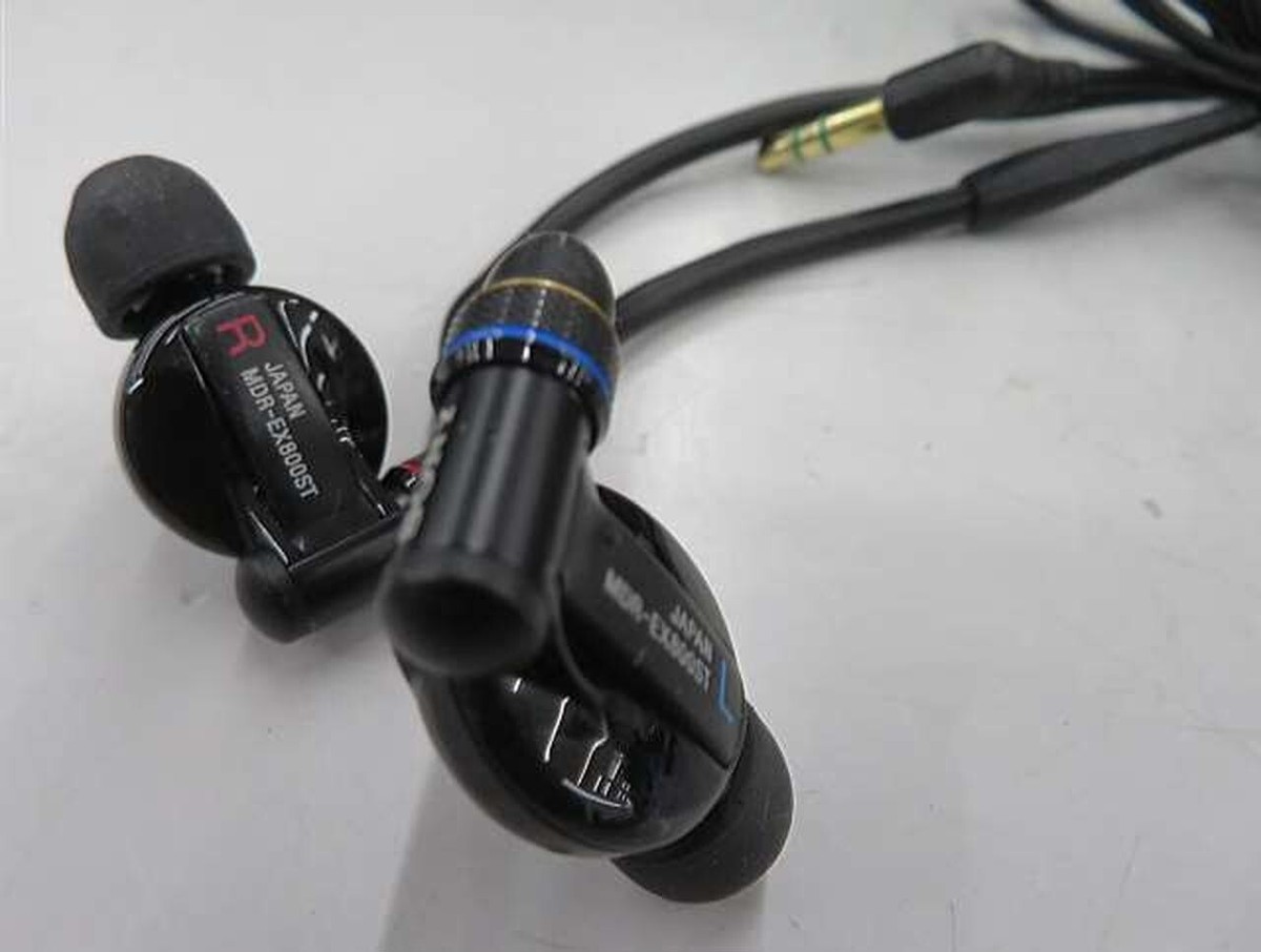 Sony MDR-EX800ST Canal Type In-ear Earbud Earphone Black