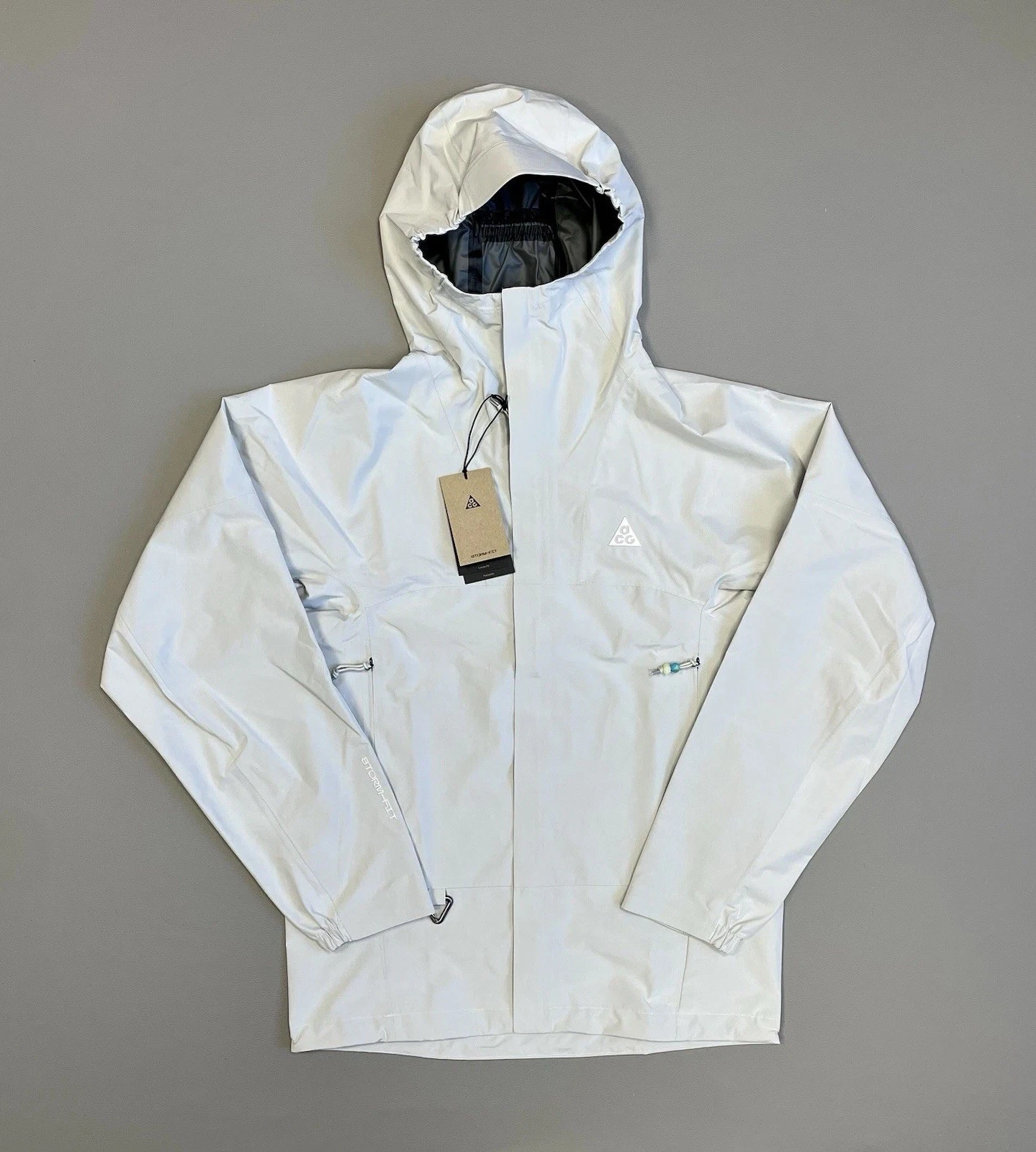 Nike ACG Storm-Fit Cascade Rains Jacket Size Small Loose Fit Packable DV9415-025
Opens in a new wind