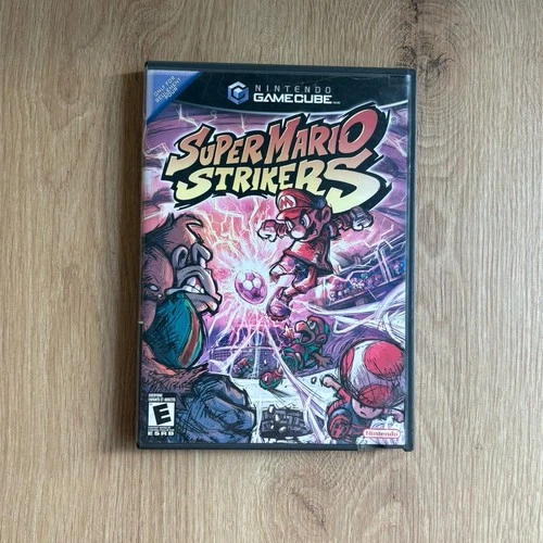 Super Mario Strikers (Nintendo GameCube, 2005) CIB Complete - Tested