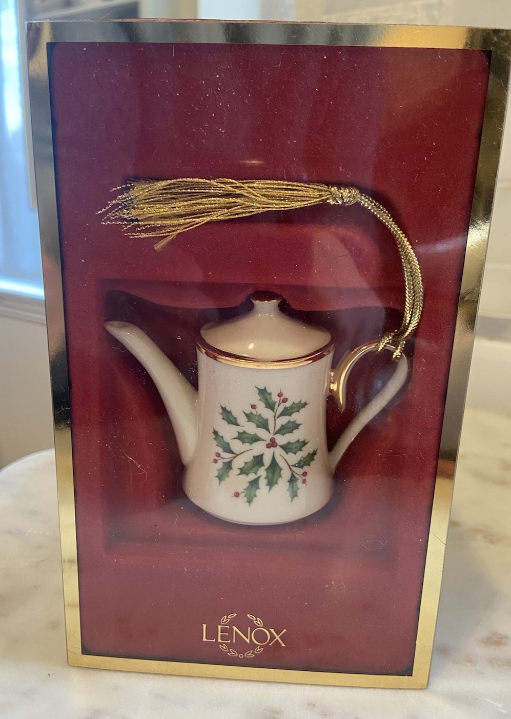 Lenox Holiday Teapot Holly Berries Gold Trim Christmas Ornament In Original Box