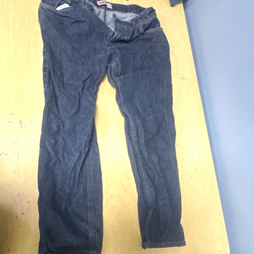 Wrangler Men's Relaxed Straight Black Dark Wash Jeans 34x29 WLT88BZ - product listing photo