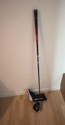 TaylorMade SIM2 Max Driver 10,5 Grad, Regular inkl Headcover Ventus 5-R Fujikura
