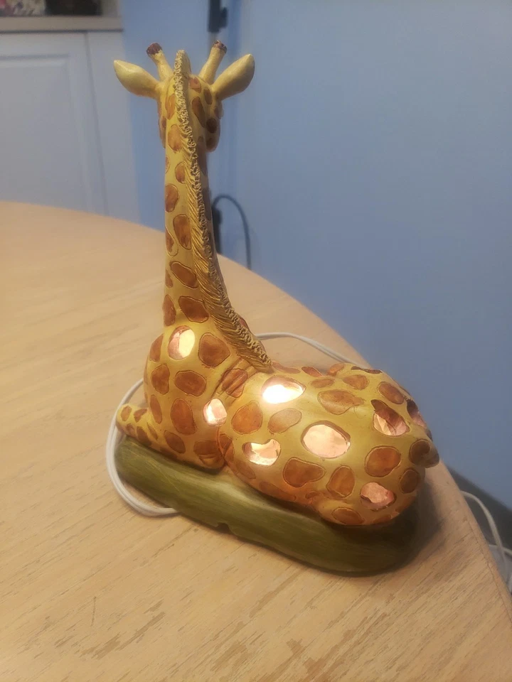 Lámpara Jirafa Pequeña Lámpara de Mesa o Escritorio Resina Fundida Decoración Guardería Oficina Foto 3 de 4
