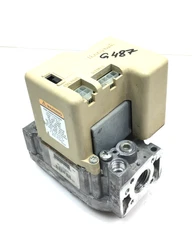Honeywell SV9502H2704 Furnace Gas Smart Valve 44479-001 24V 50/60 Hz used #G487