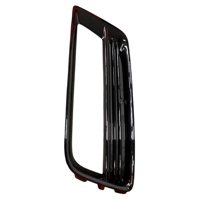 Moulure pare-choc avant droit Golf 7 R-Line finition premium noire 5G0853666G