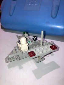 Lego Classic Space Vintage Set 891 100% Complete Living Space Minifig