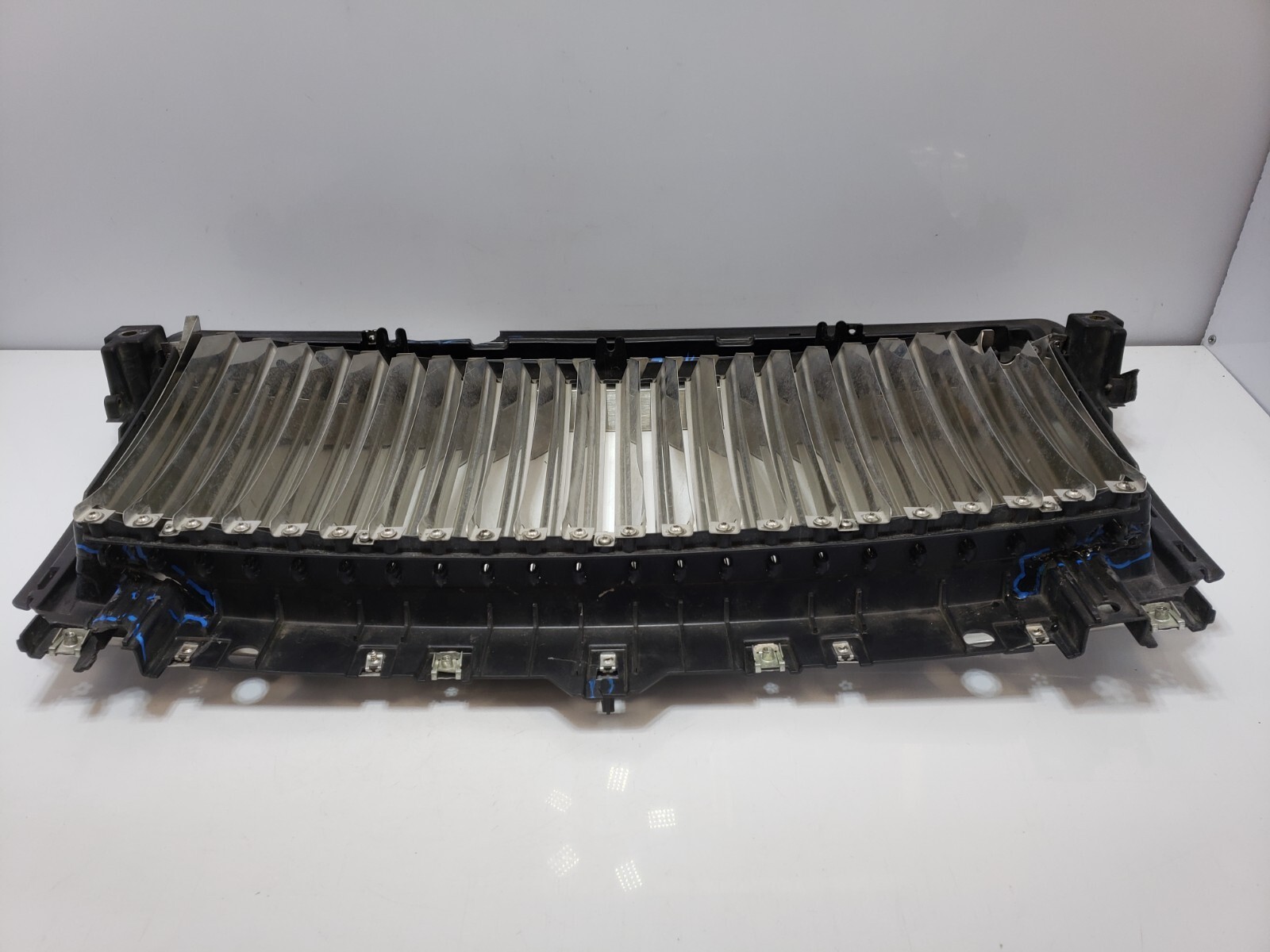 ✅ 2010-2014 OEM Rolls Royce Ghost RR4 Front Bumper Center Grille Chrome NOTE*