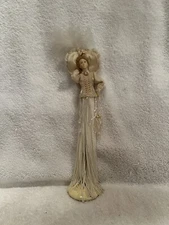 Tassel Figurine ‘Putting On The Ritz’ Victorian