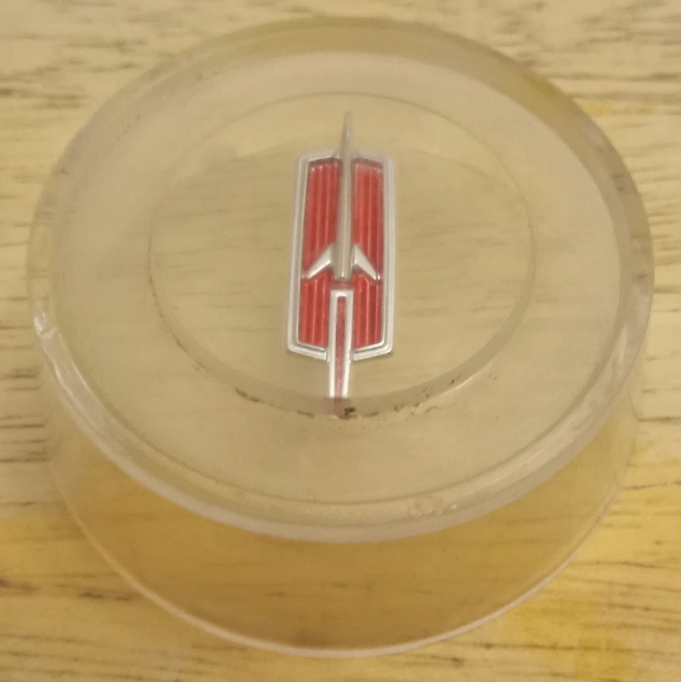 Oldsmobile Cutlass 442 1964-1966 bocina almohadilla tapa central lente Foto 3 de 4