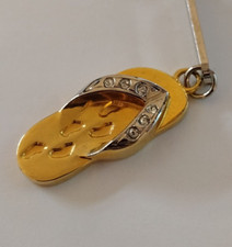 HILTON HEAD Gold Tone Thong Sandal Flip-Flop Keychain