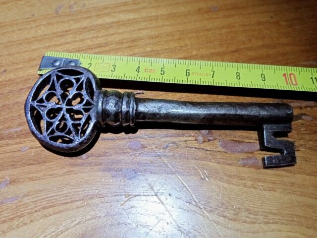 CHIAVE 600 ITALIA -VENEZIA CLE SCHLUSSEL KEY LLAVE EISEN IRON CHIAVE 600 ITALIA -VENEZIA CLE SCHLUSSEL KEY LLAVE EISEN IRON