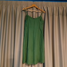 UNI QLO Green Cocktail Party Dress - Size M