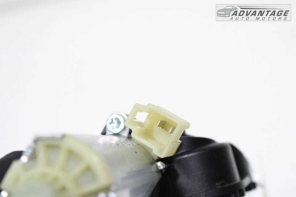 2019-2023 DODGE RAM 1500 FRONT LEFT DRIVER SIDE WINDOW REGULATOR MOTOR OEM - Image 4 of 4