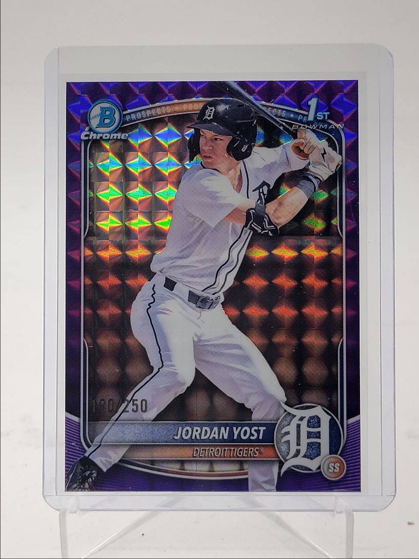 JORDAN YOST 2025 BOWMAN CHROME DRAFT 1ST PURPLE GEOMETRIC /250 Q5547
