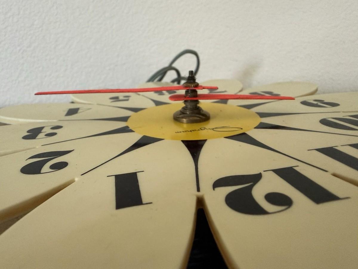 Vintage Ingraham Flower Clock Working White Yellow Black FLAWS | eBay
