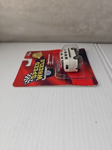 Maisto Speed Wheels Series XI VOLKSWAGEN CAMPER SAMBA BUS (WHTE) - Picture 5 of 6