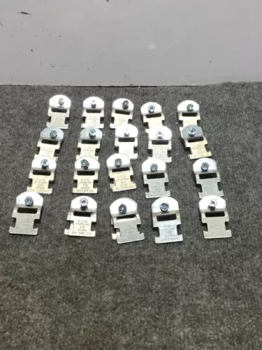 LOT OF 20 COOPER B-LINE B2209 CONDUIT STRAP CLAMPS 3/4'' TW&IMC .917-1.081 OD