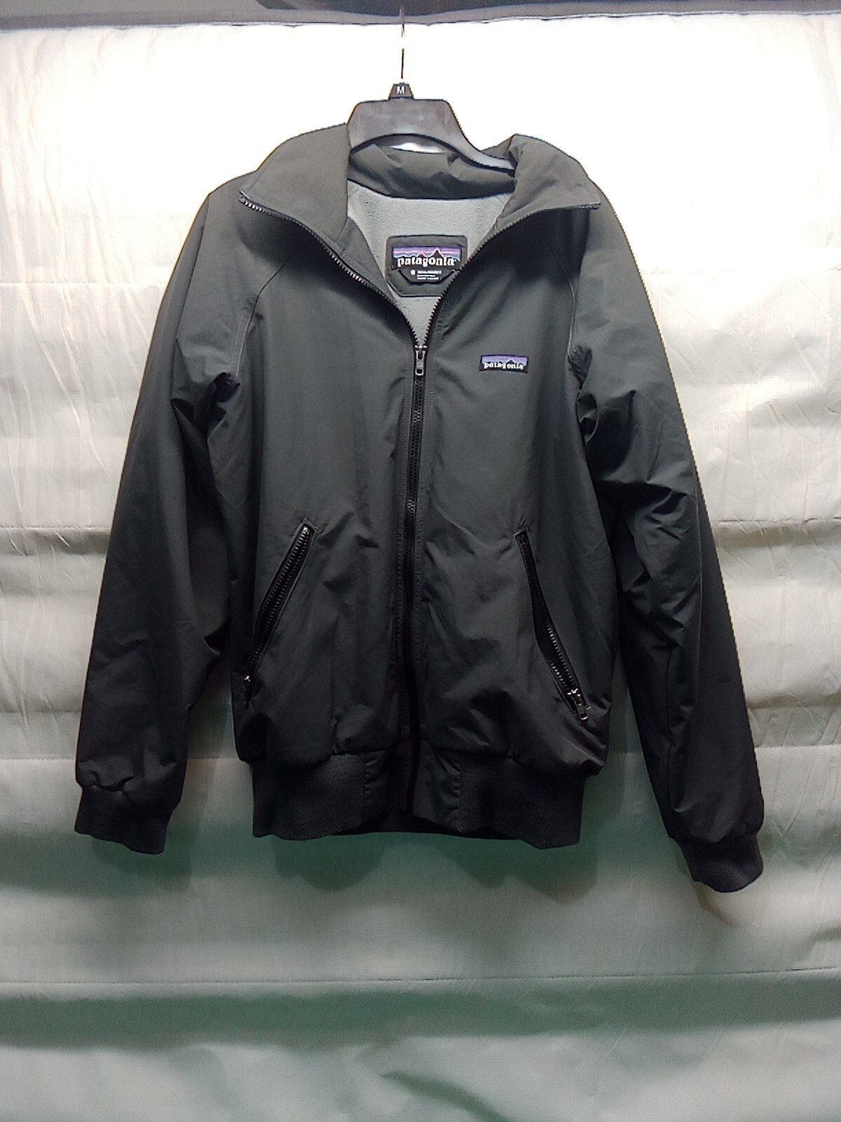 Patagonia Adult Men’s Gray Windbreaker Jacket Full Zip Fleece Lined Size Small