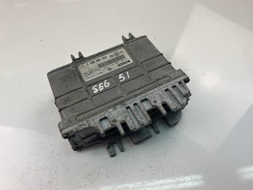 VW GOLF III 1H1 Motorsteuergerät ECU 032906026D 1994 17225562